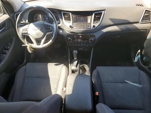 KM8J33A29GU112842 2016 HYUNDAI TUCSON - Image 8