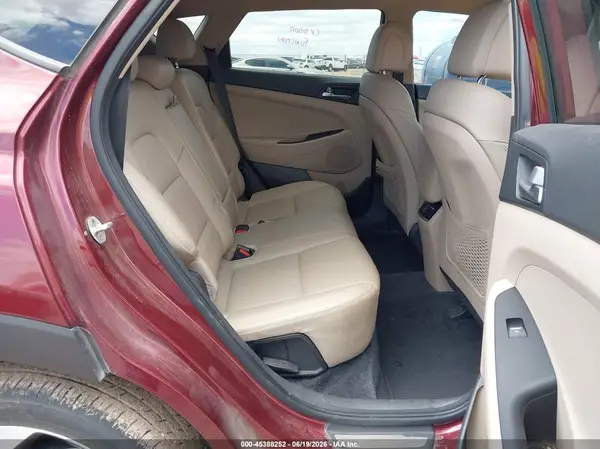 KM8J33A29GU120746 2016 HYUNDAI TUCSON - Image 8