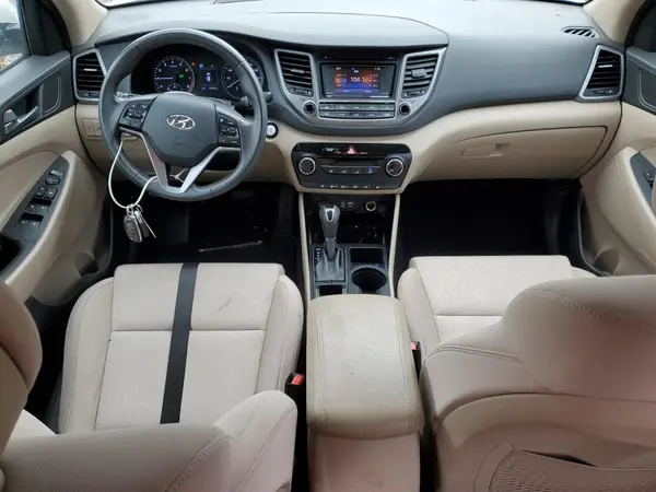 KM8J33A29GU126417 2016 HYUNDAI TUCSON - Image 8