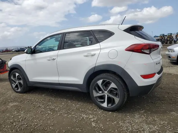 KM8J33A29GU137868 2016 HYUNDAI TUCSON - Image 2