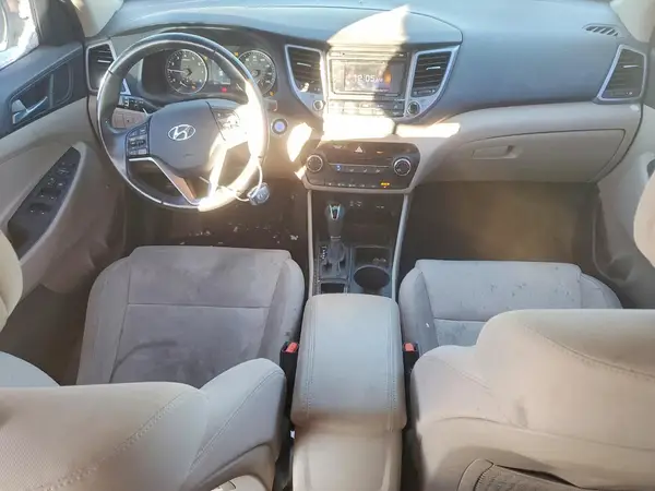 KM8J33A29GU138115 2016 HYUNDAI TUCSON - Image 8