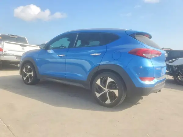 KM8J33A29GU138597 2016 HYUNDAI TUCSON - Image 2