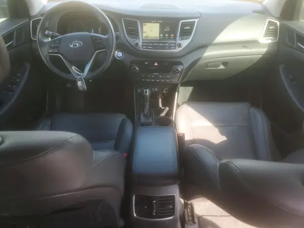 KM8J33A29GU138597 2016 HYUNDAI TUCSON - Image 8