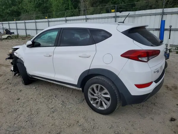 KM8J33A29GU157327 2016 HYUNDAI TUCSON - Image 2