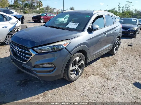 KM8J33A29GU158879 2016 HYUNDAI TUCSON - Image 2