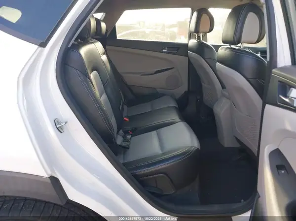 KM8J33A29GU160910 2016 HYUNDAI TUCSON - Image 8