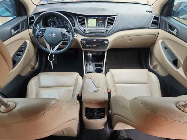 KM8J33A29GU175164 2016 HYUNDAI TUCSON - Image 8