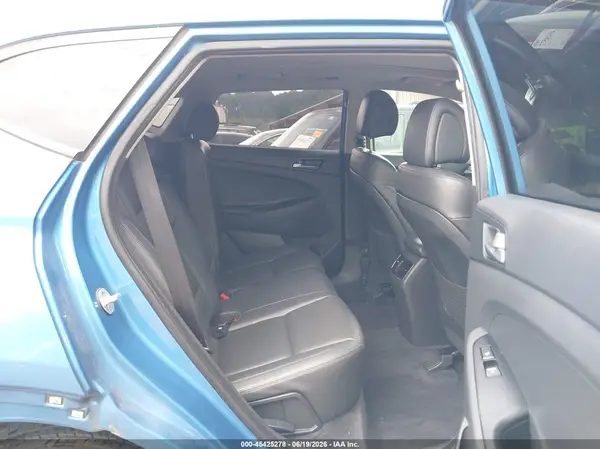 KM8J33A29GU185547 2016 HYUNDAI TUCSON - Image 8