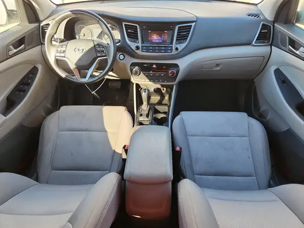 KM8J33A29GU187461 2016 HYUNDAI TUCSON - Image 8
