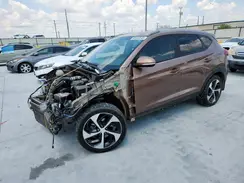 KM8J33A29GU189002 2016 HYUNDAI TUCSON