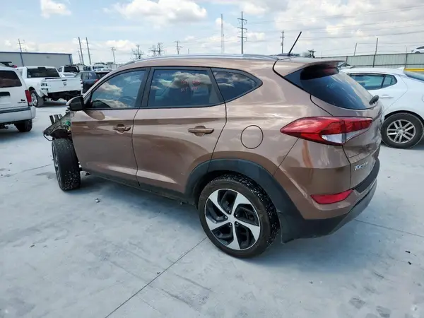 KM8J33A29GU189002 2016 HYUNDAI TUCSON - Image 2