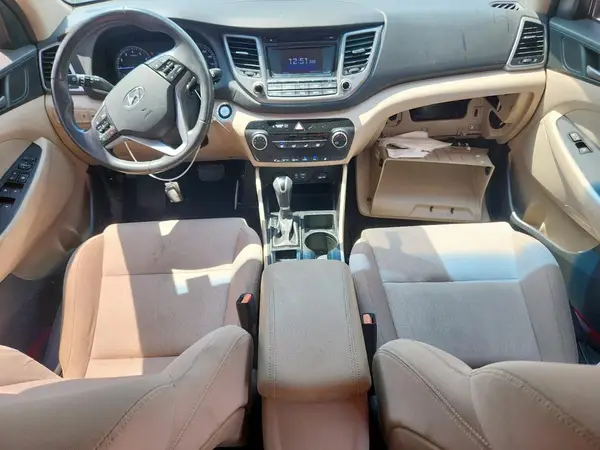 KM8J33A29GU189002 2016 HYUNDAI TUCSON - Image 8
