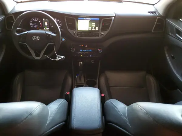 KM8J33A29GU195639 2016 HYUNDAI TUCSON - Image 8