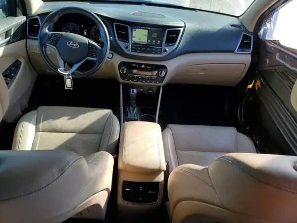 KM8J33A29GU199934 2016 HYUNDAI TUCSON - Image 8