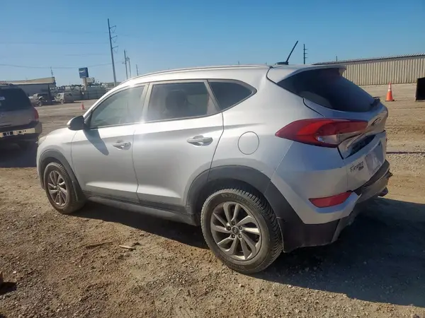KM8J33A29GU212679 2016 HYUNDAI TUCSON - Image 2