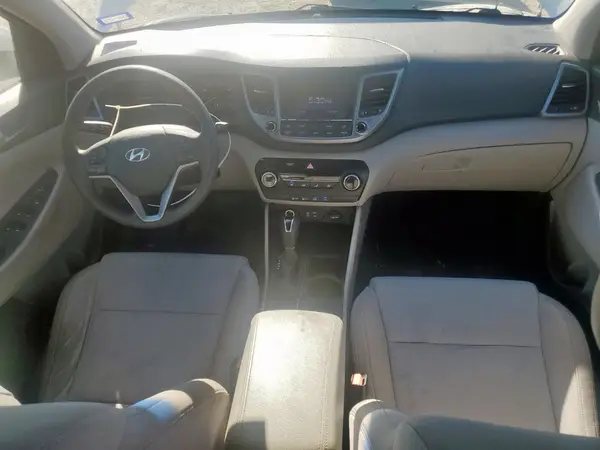 KM8J33A29GU212679 2016 HYUNDAI TUCSON - Image 8