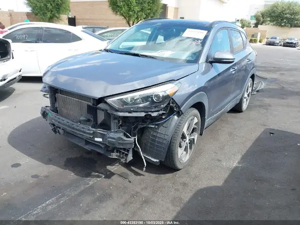 KM8J33A29GU223567 2016 HYUNDAI TUCSON - Image 2