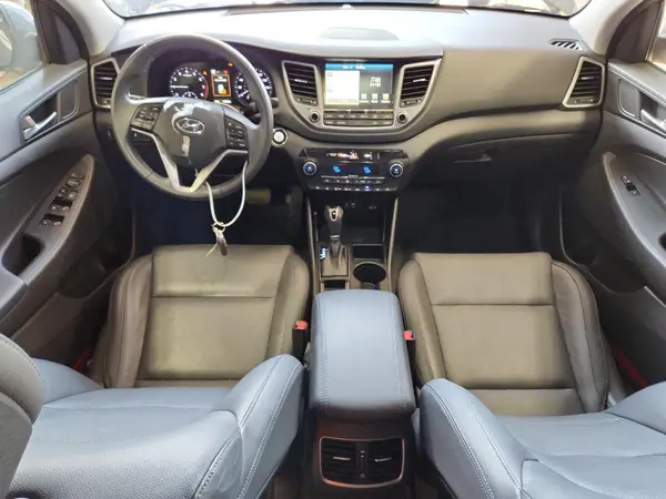 KM8J33A29GU230227 2016 HYUNDAI TUCSON - Image 8