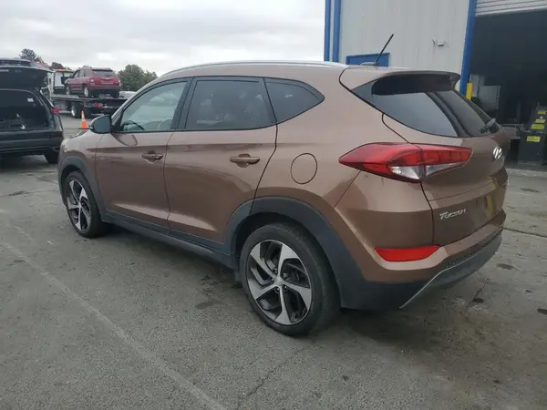 KM8J33A29GU250316 2016 HYUNDAI TUCSON - Image 2