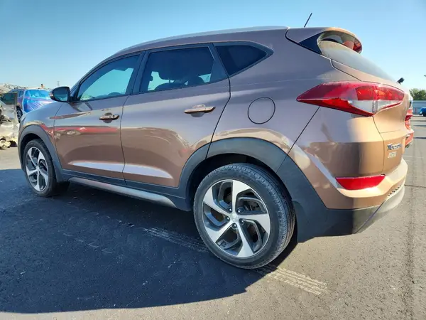 KM8J33A29GU251367 2016 HYUNDAI TUCSON - Image 2