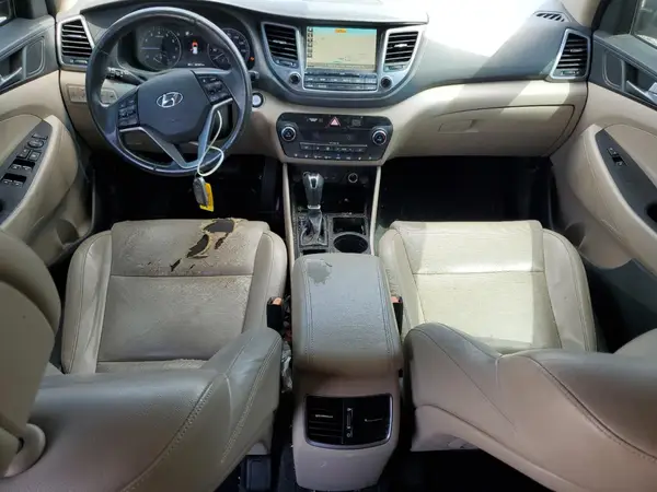 KM8J33A29GU256052 2016 HYUNDAI TUCSON - Image 8