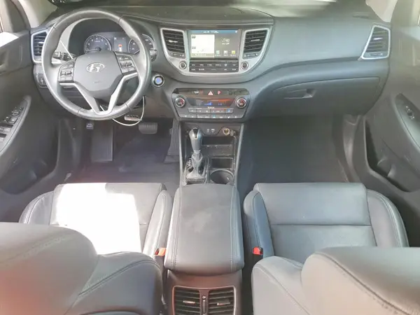 KM8J33A29HU346822 2017 HYUNDAI TUCSON - Image 8