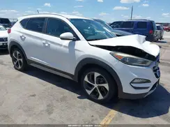 KM8J33A29HU353740 2017 HYUNDAI TUCSON