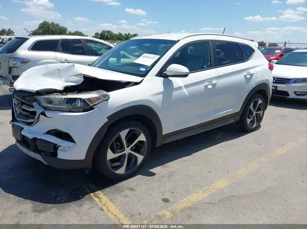 KM8J33A29HU353740 2017 HYUNDAI TUCSON - Image 2