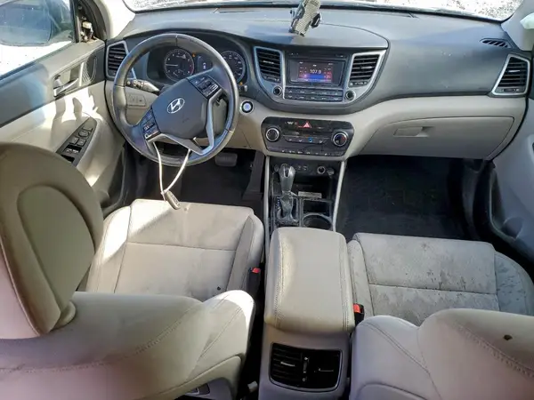 KM8J33A29HU357531 2017 HYUNDAI TUCSON - Image 8