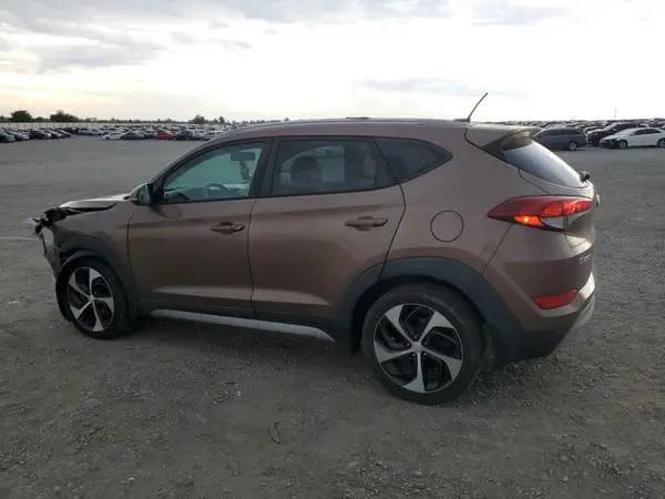 KM8J33A29HU362776 2017 HYUNDAI TUCSON - Image 2