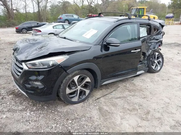 KM8J33A29HU369601 2017 HYUNDAI TUCSON - Image 2
