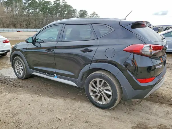 KM8J33A29HU371526 2017 HYUNDAI TUCSON - Image 2