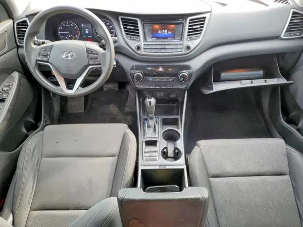 KM8J33A29HU371526 2017 HYUNDAI TUCSON - Image 8