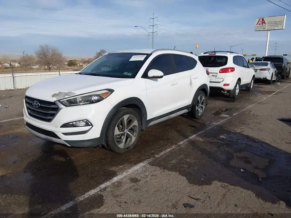 KM8J33A29HU376452 2017 HYUNDAI TUCSON - Image 2