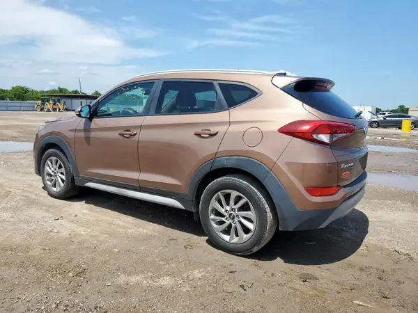 KM8J33A29HU385636 2017 HYUNDAI TUCSON - Image 2