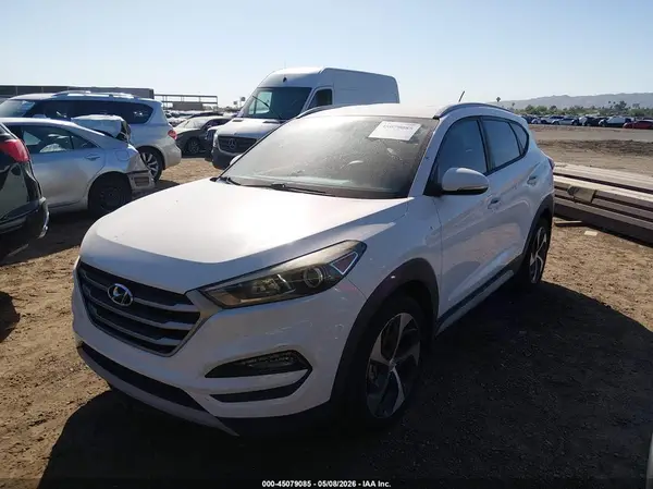 KM8J33A29HU386768 2017 HYUNDAI TUCSON - Image 2