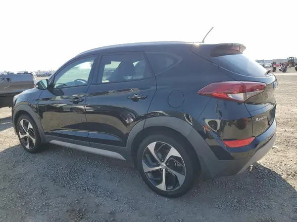 KM8J33A29HU462666 2017 HYUNDAI TUCSON - Image 2