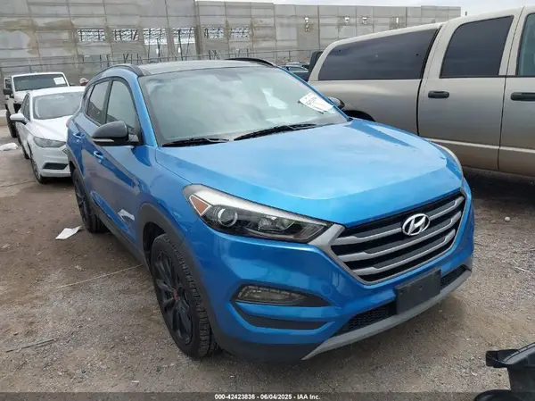 KM8J33A29HU472694 2017 HYUNDAI TUCSON - Image 1