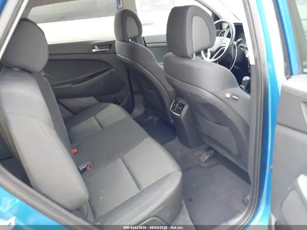 KM8J33A29HU472694 2017 HYUNDAI TUCSON - Image 8