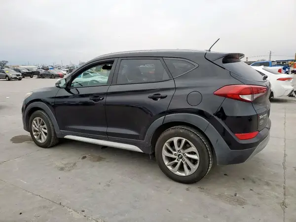 KM8J33A29HU476759 2017 HYUNDAI TUCSON - Image 2