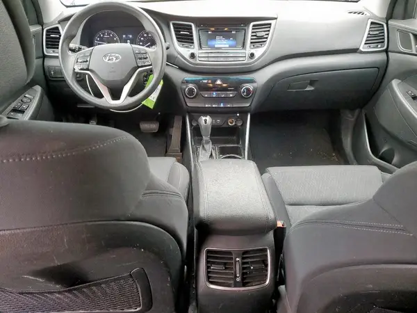 KM8J33A29HU476759 2017 HYUNDAI TUCSON - Image 8