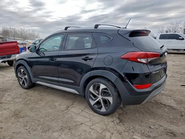 KM8J33A29HU478365 2017 HYUNDAI TUCSON - Image 2