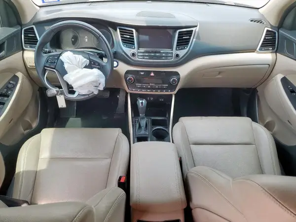 KM8J33A29HU500235 2017 HYUNDAI TUCSON - Image 8