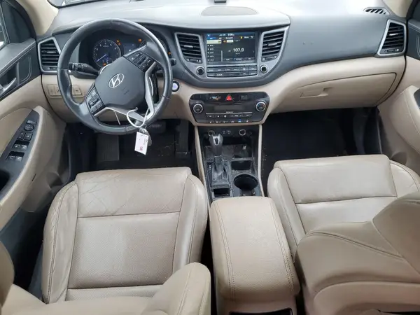 KM8J33A29HU514622 2017 HYUNDAI TUCSON - Image 8