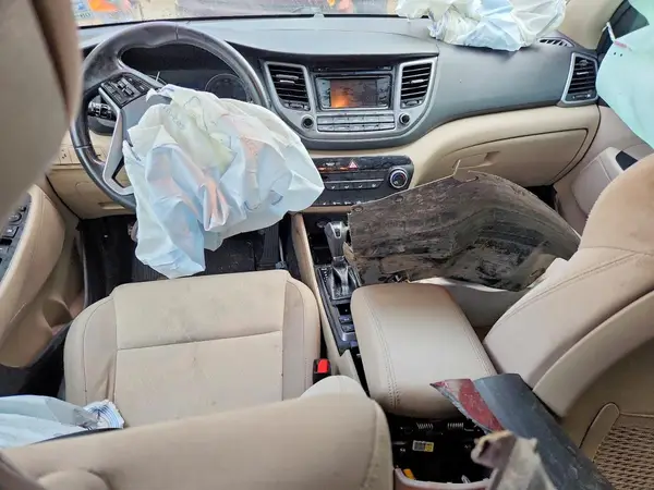 KM8J33A29HU518573 2017 HYUNDAI TUCSON - Image 8