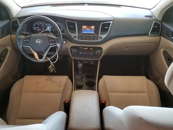 KM8J33A29HU528410 2017 HYUNDAI TUCSON - Image 8