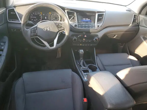 KM8J33A29HU534661 2017 HYUNDAI TUCSON - Image 8