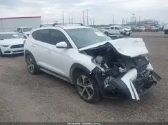 KM8J33A29HU553582 2017 HYUNDAI TUCSON