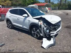 KM8J33A29HU559575 2017 HYUNDAI TUCSON