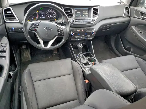 KM8J33A29JU617139 2018 HYUNDAI TUCSON - Image 8